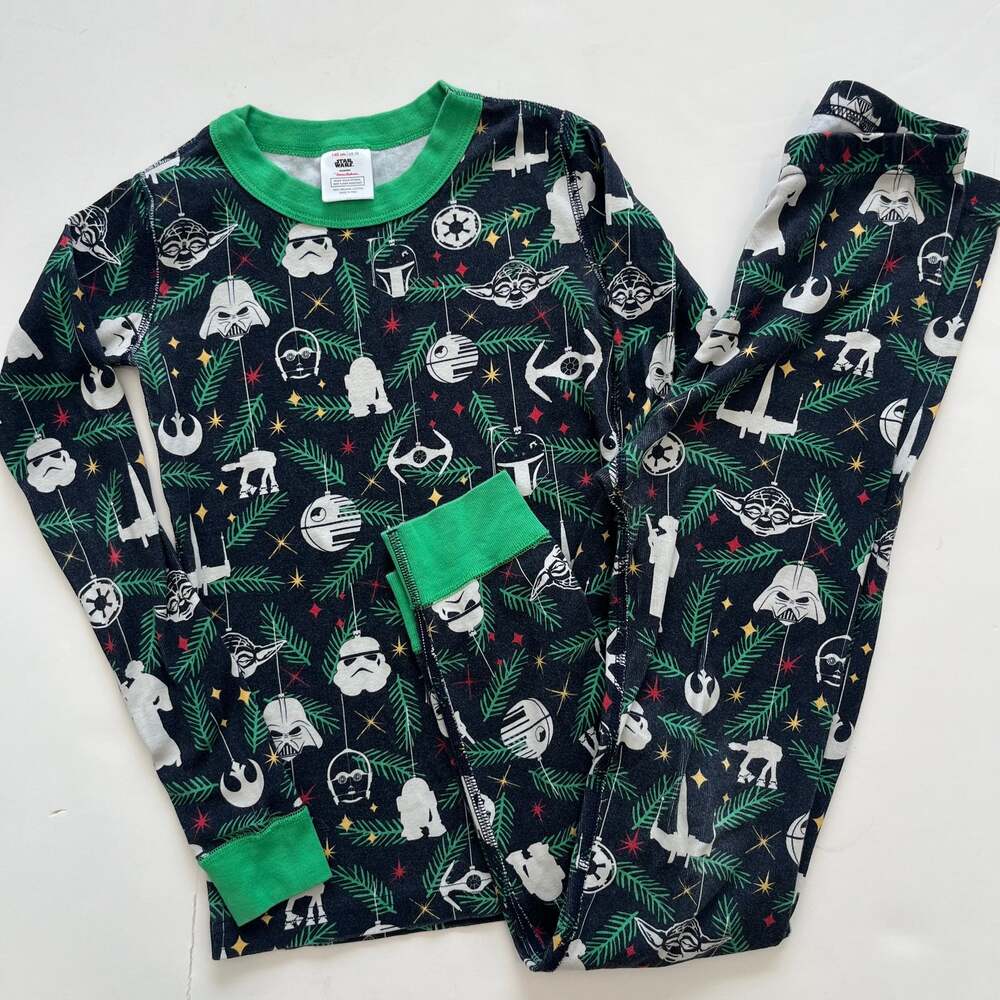 Hanna Andersson Star Wars Christmas Pajamas Kids 140/10 Holiday Yoda Darth Vader